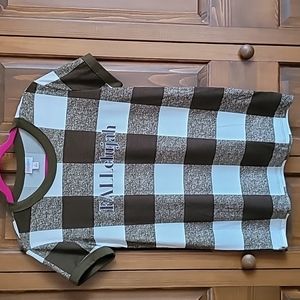 Sm  LuLaRoe brown/white Buffalo check T shirt